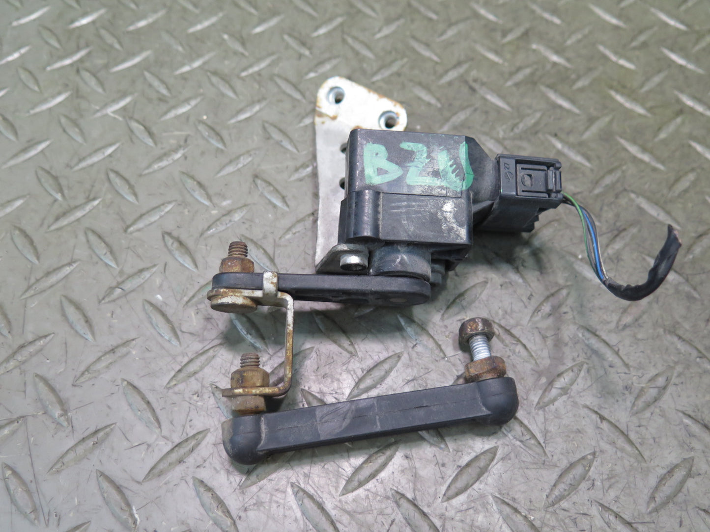 09-16 BMW E89 Z4 Front & Rear Suspension Height Level Sensor Set OEM