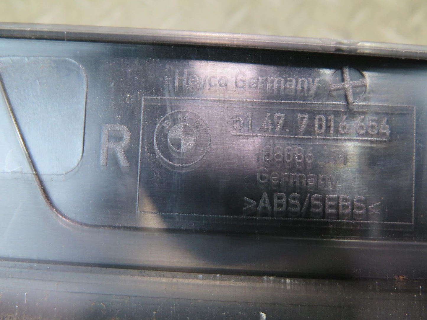 09-16 BMW E89 Z3 Left & Right Outer Door Scuff Sill Plate Trim Cover Set OEM