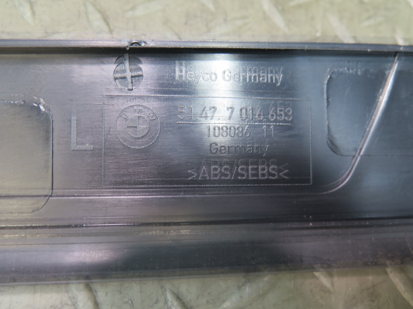 09-16 BMW E89 Z3 Left & Right Outer Door Scuff Sill Plate Trim Cover Set OEM