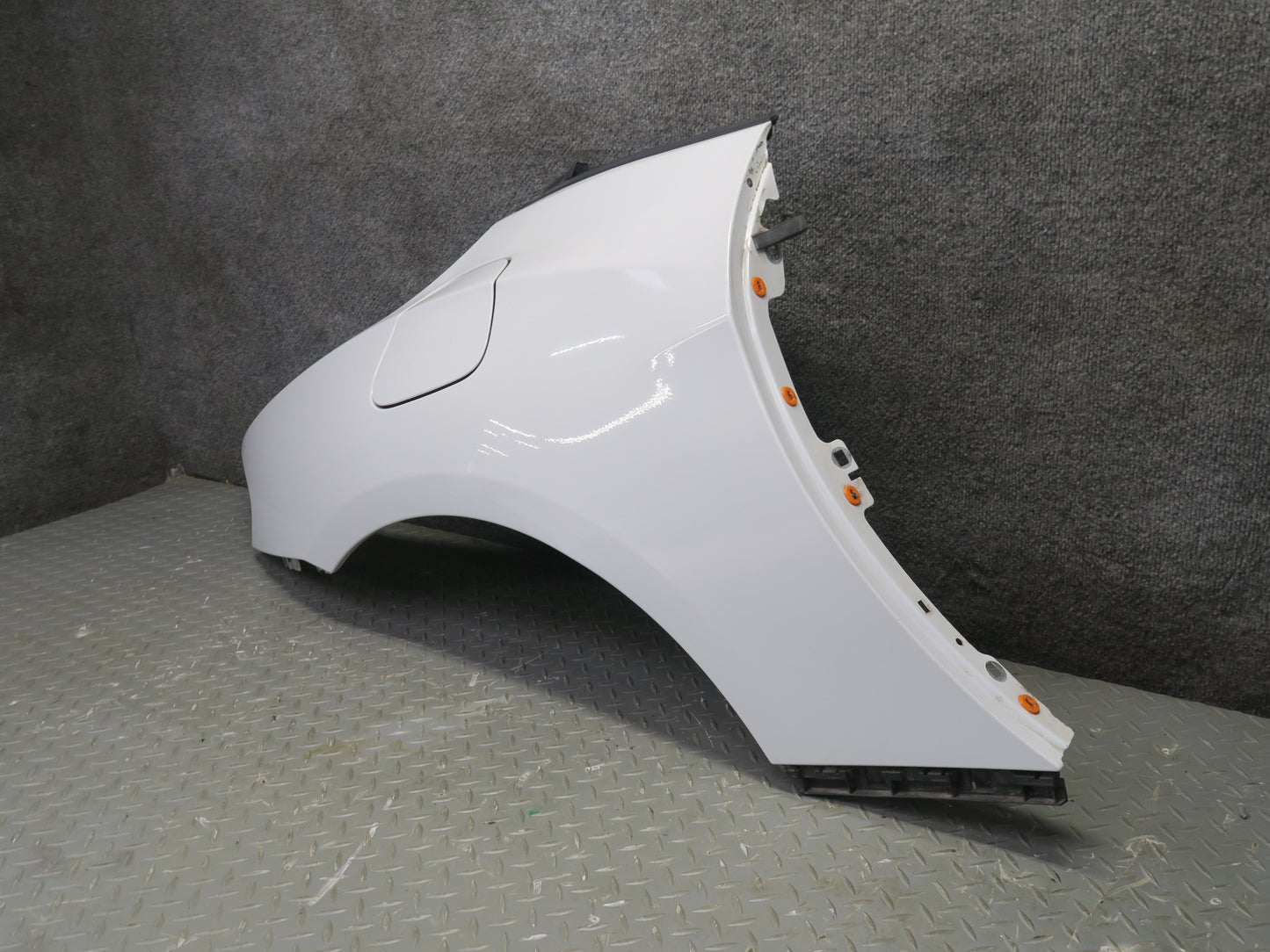 09-16 BMW E89 Z4 Rear Right Fender Shell Cover Panel w Fuel Door White Assy OEM