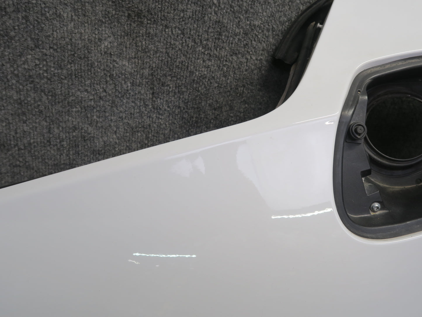 09-16 BMW E89 Z4 Rear Right Fender Shell Cover Panel w Fuel Door White Assy OEM