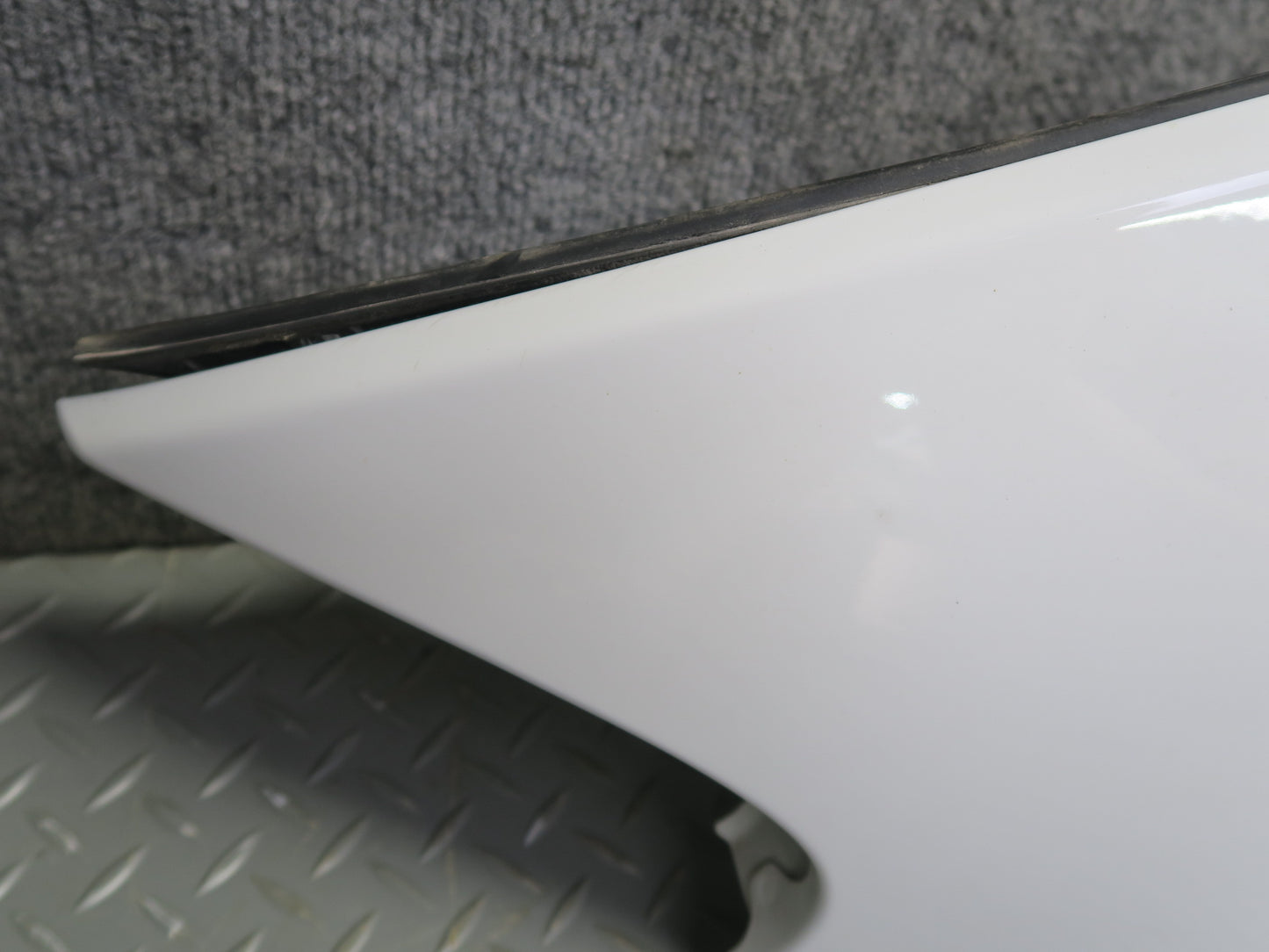 09-16 BMW E89 Z4 Rear Right Fender Shell Cover Panel w Fuel Door White Assy OEM