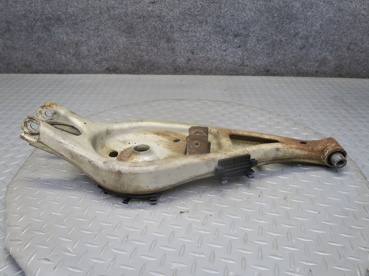 09-16 BMW E89 Z4 Set of 2 Rear Left Suspension Upper & Lower Control Arm OEM