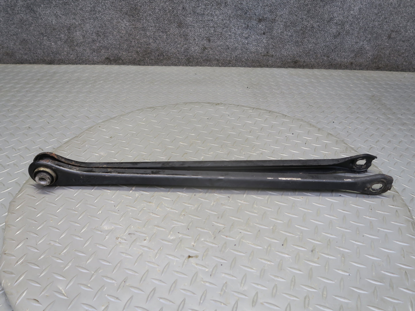 09-16 BMW E89 Z4 Set of 2 Rear Left Suspension Upper & Lower Control Arm OEM