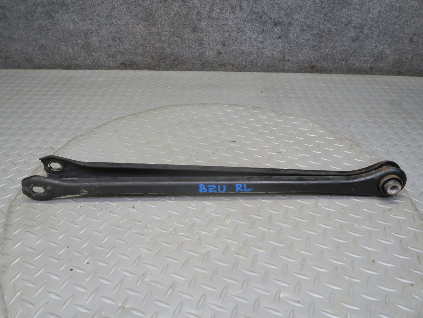 09-16 BMW E89 Z4 Set of 2 Rear Left Suspension Upper & Lower Control Arm OEM