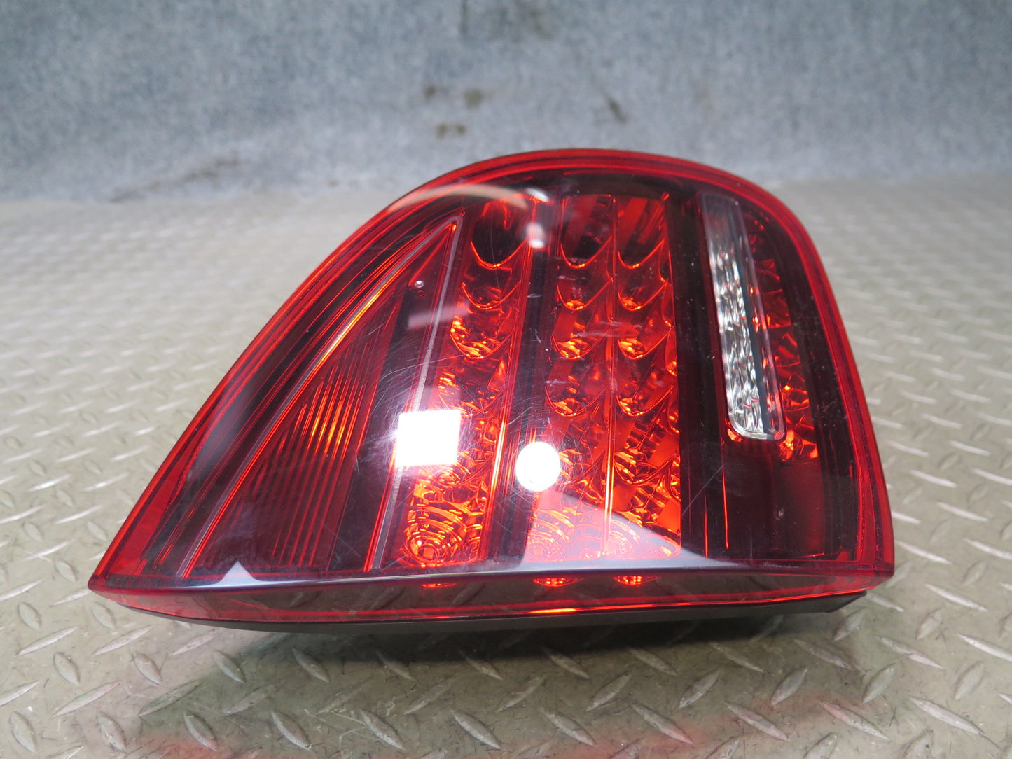 2011-2014 Porsche Cayenne 958 Rear Left Trunk Lid Inner Tail Light Lamp