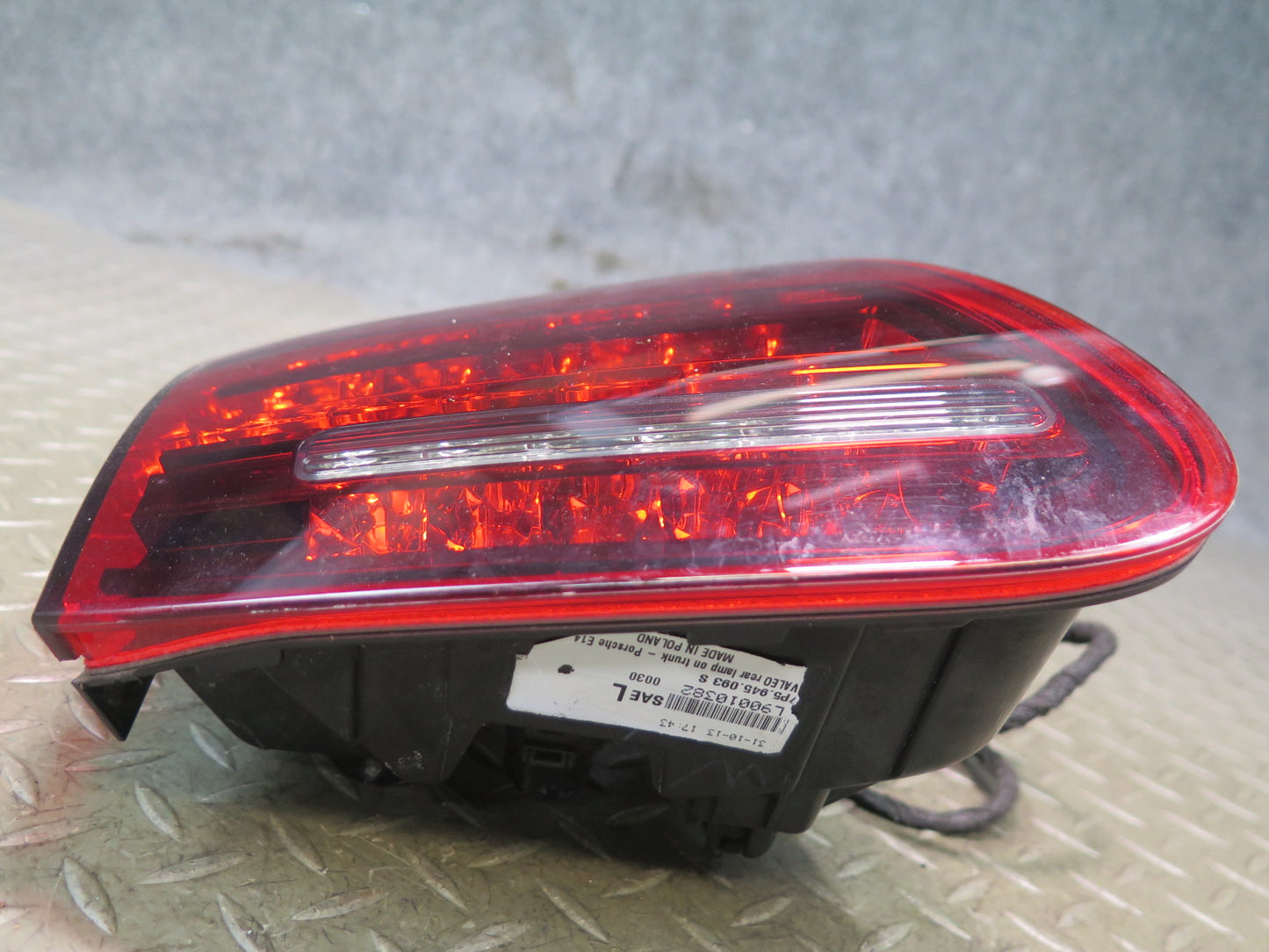 2011-2014 Porsche Cayenne 958 Rear Left Trunk Lid Inner Tail Light Lamp