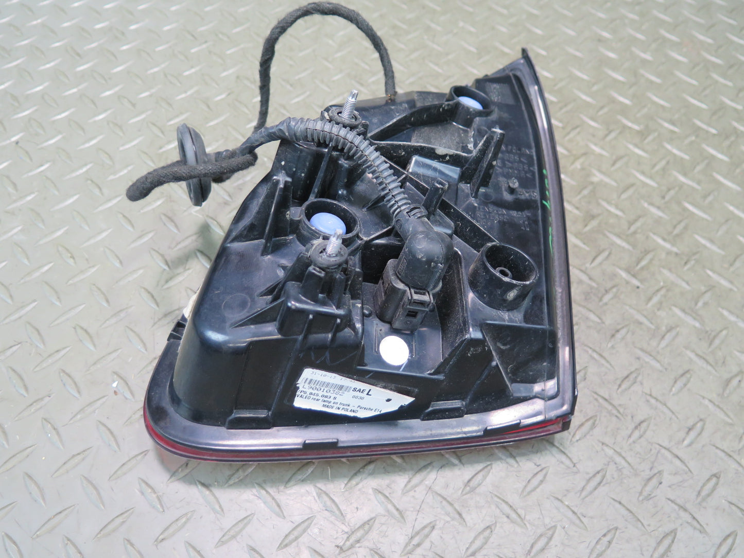 2011-2014 Porsche Cayenne 958 Rear Left Trunk Lid Inner Tail Light Lamp