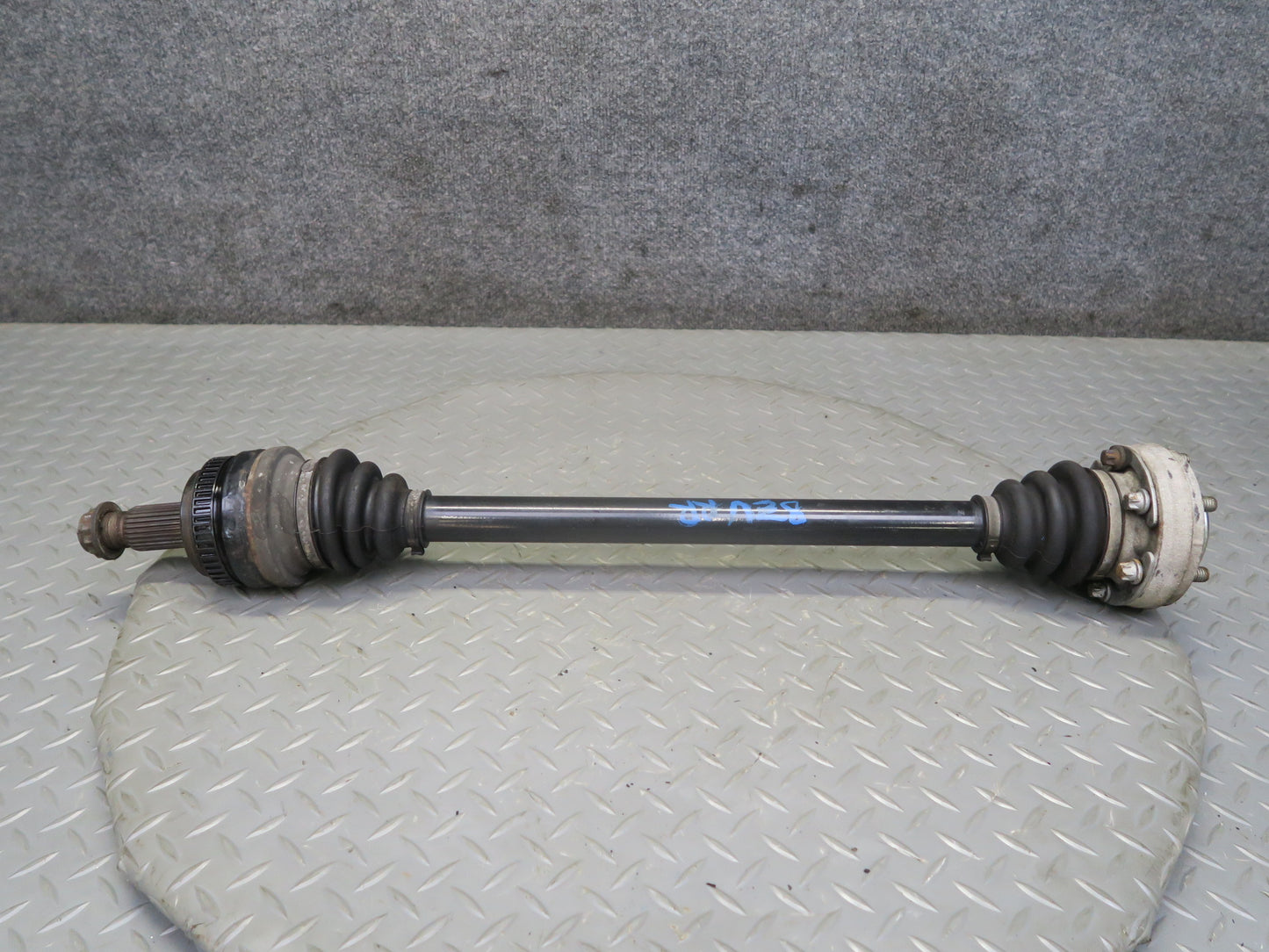 12-16 BMW E89 Z4 28i N20 RWD A/T Rear Right Axle Shaft 84K Miles 7628708 OEM