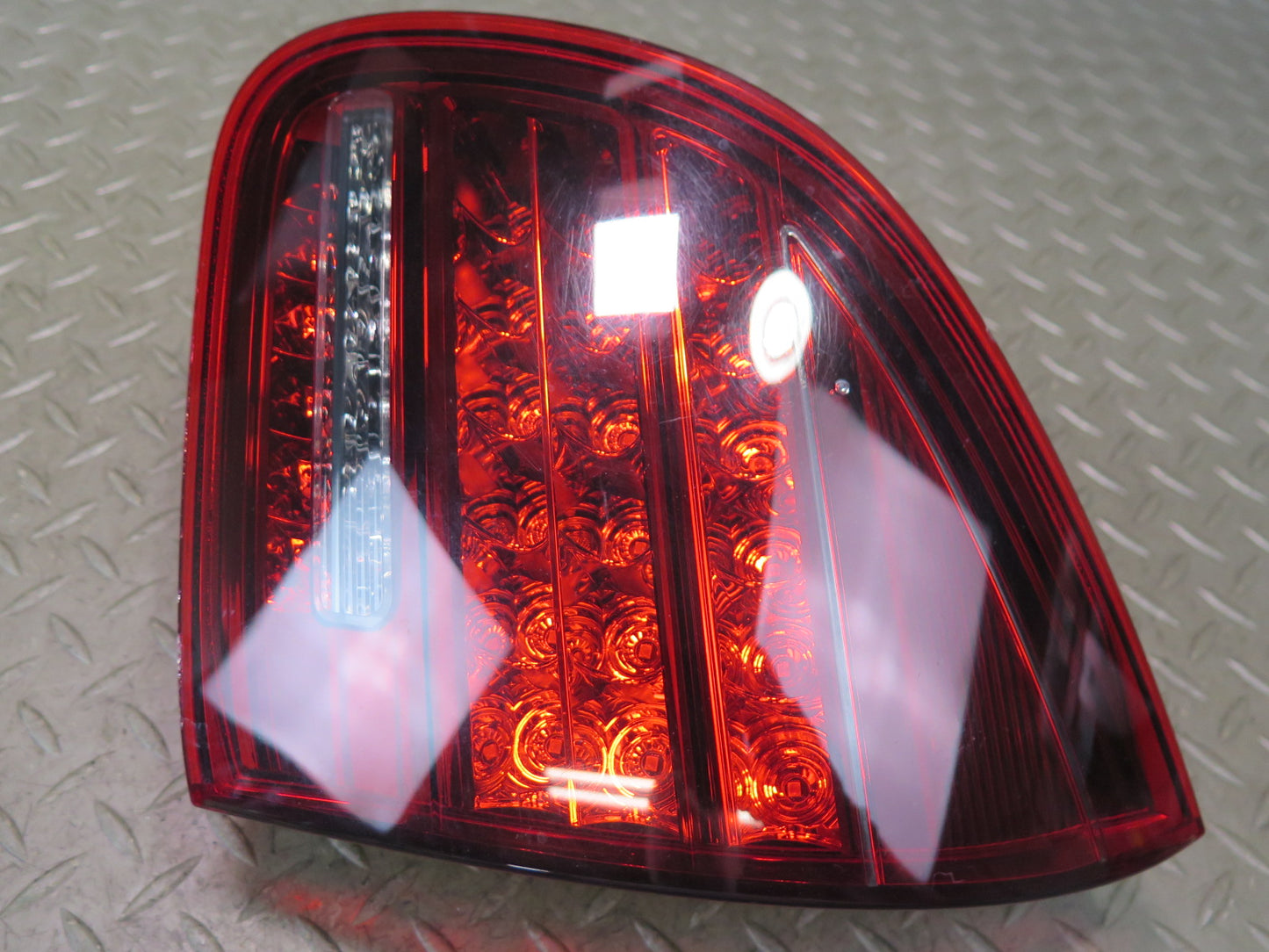 2011-2014 Porsche Cayenne 958 Rear Right Trunk Lid Inner Tail Light Lamp