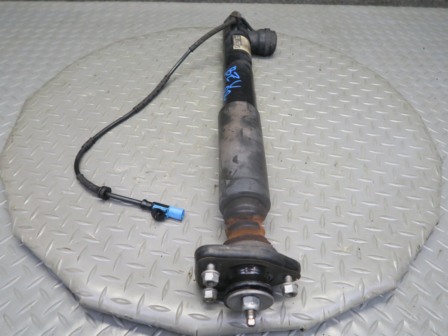 09-16 BMW E89 Z4 Set of 2 Rear Left Right VDC Adaptive Strut Shock Absorber OEM
