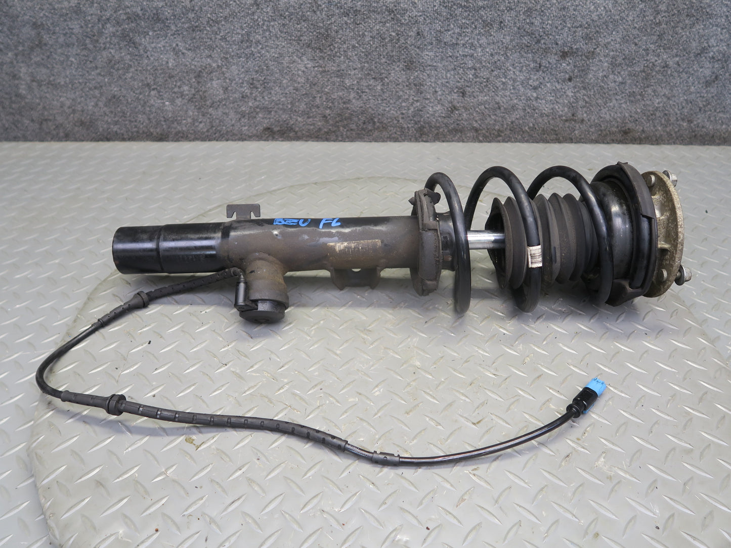 09-16 BMW E89 Z4 28i 30i Set of 2 Front VDC Adaptive Strut Shock Absorber OEM