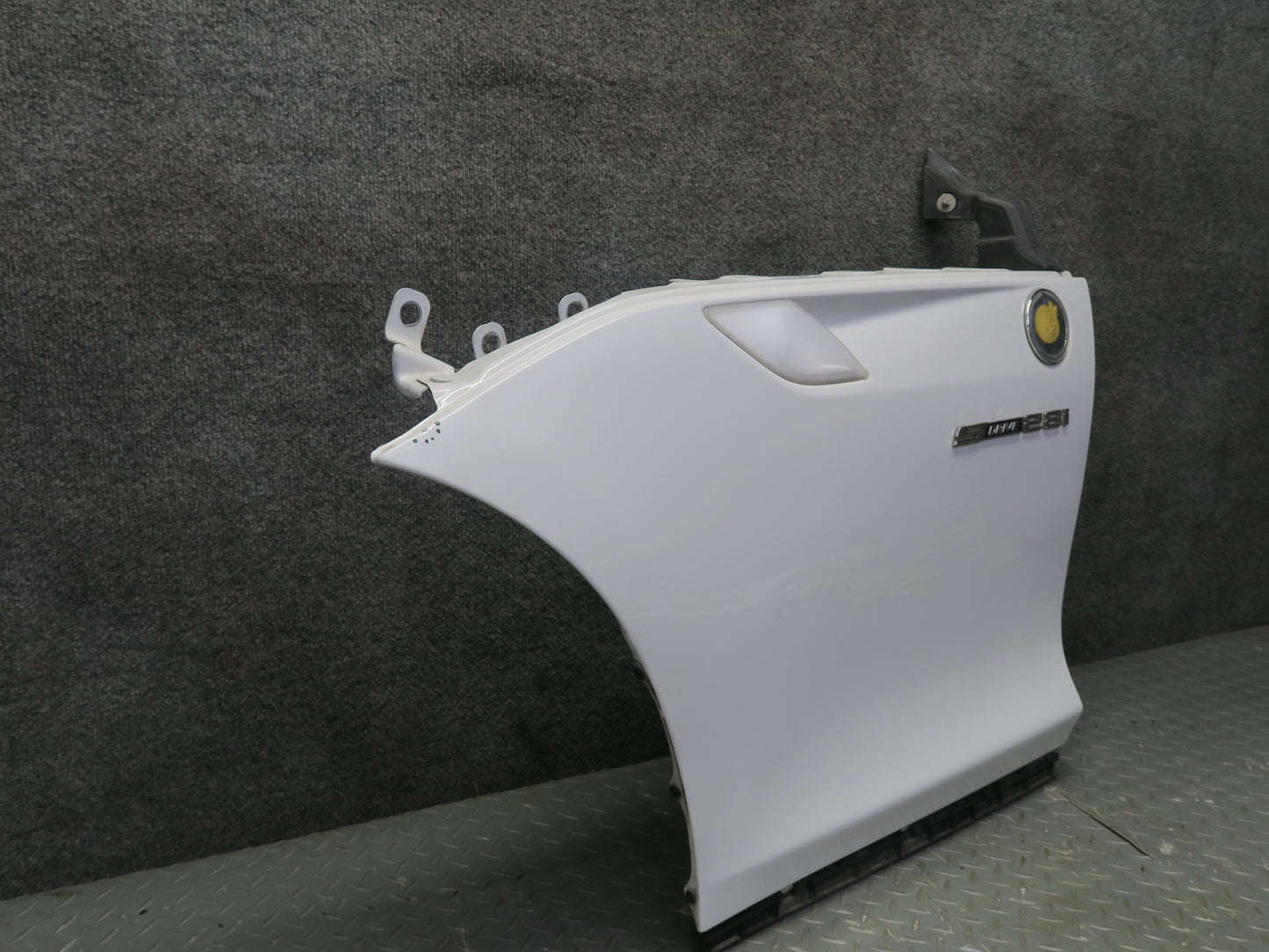 09-13 BMW E89 Z4 Front Left Fender Shell Cover Panel White OEM