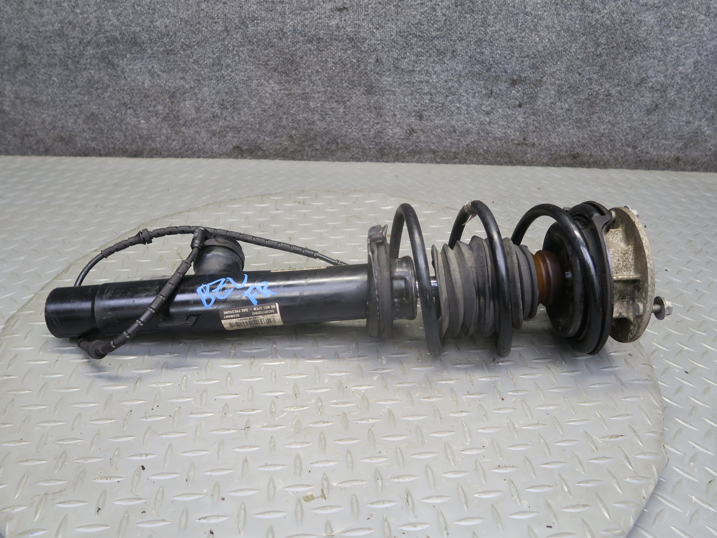 09-16 BMW E89 Z4 28i 30i Set of 2 Front VDC Adaptive Strut Shock Absorber OEM