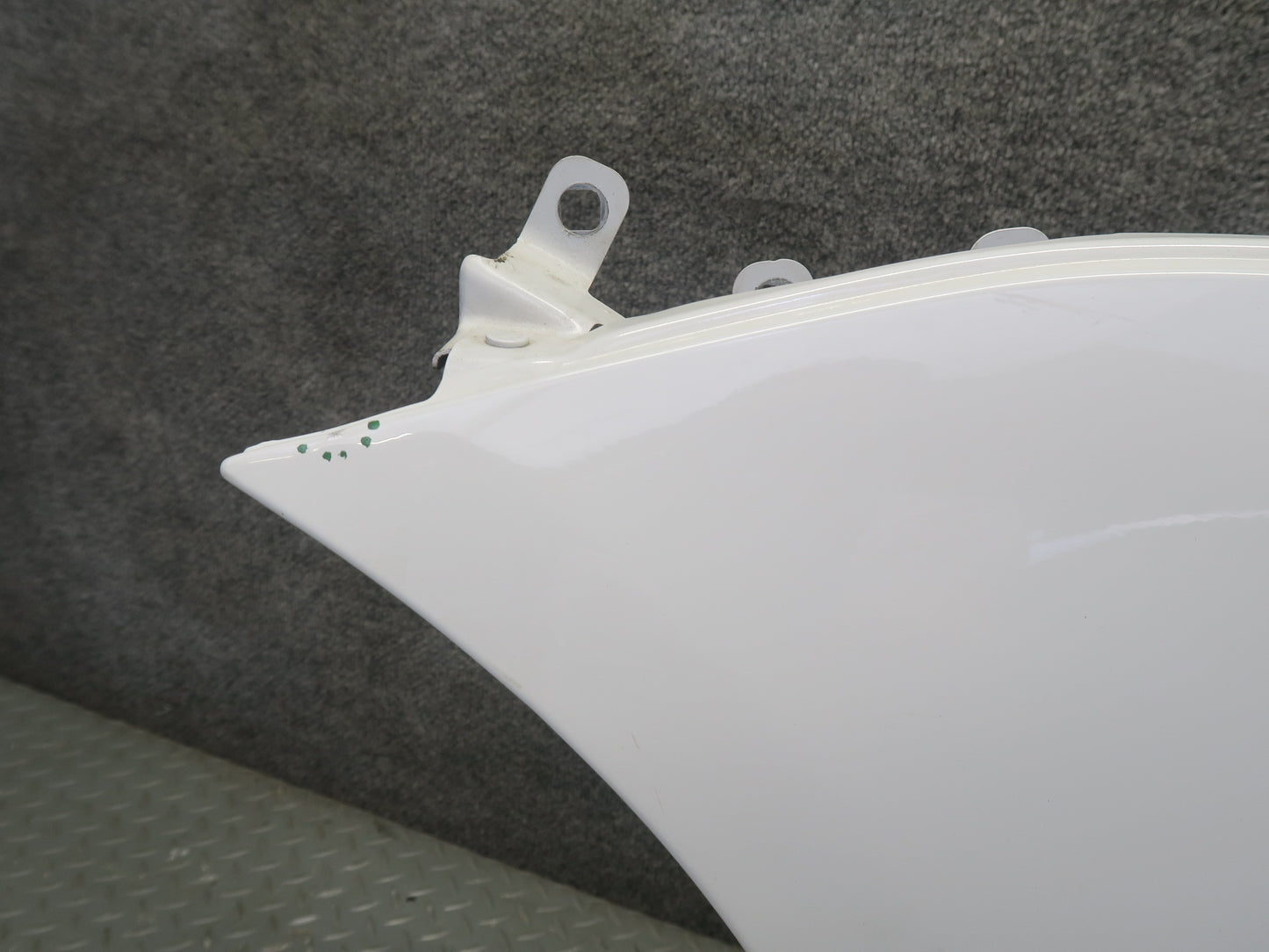 09-13 BMW E89 Z4 Front Left Fender Shell Cover Panel White OEM