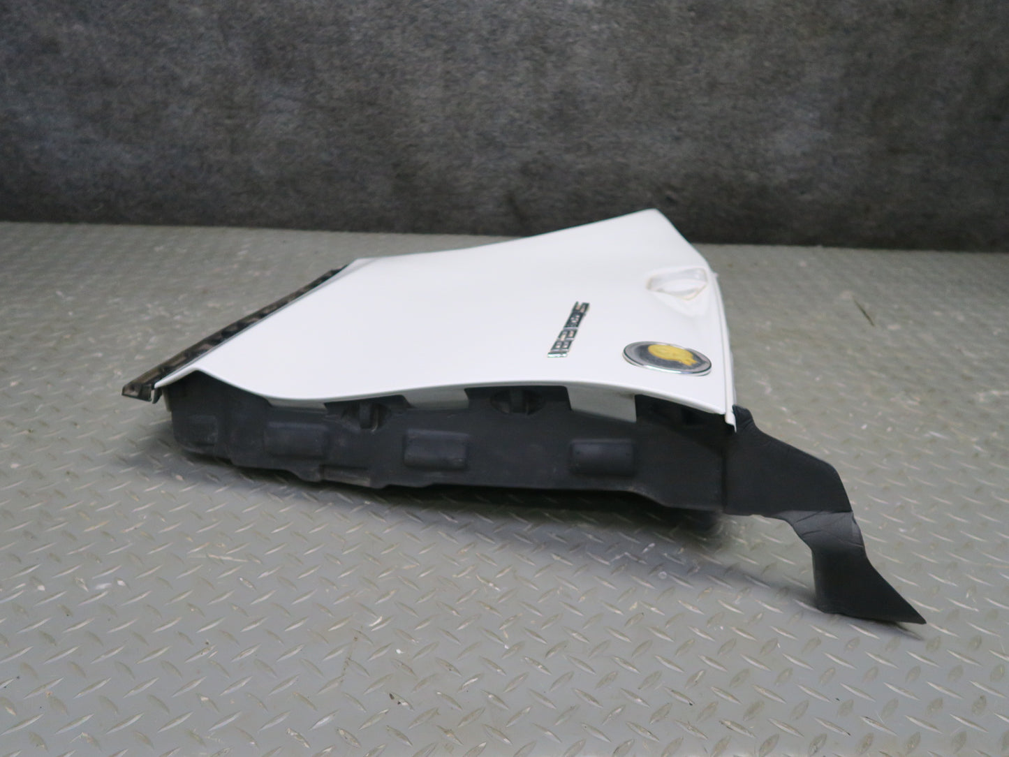 09-13 BMW E89 Z4 Front Left Fender Shell Cover Panel White OEM