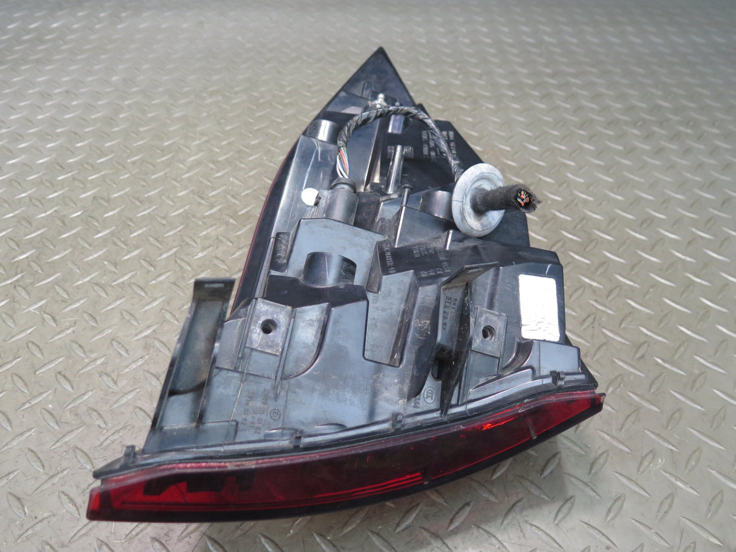 2011-2014 Porsche Cayenne 958 Rear Right Outer Tail Light Lamp 7P5945096S