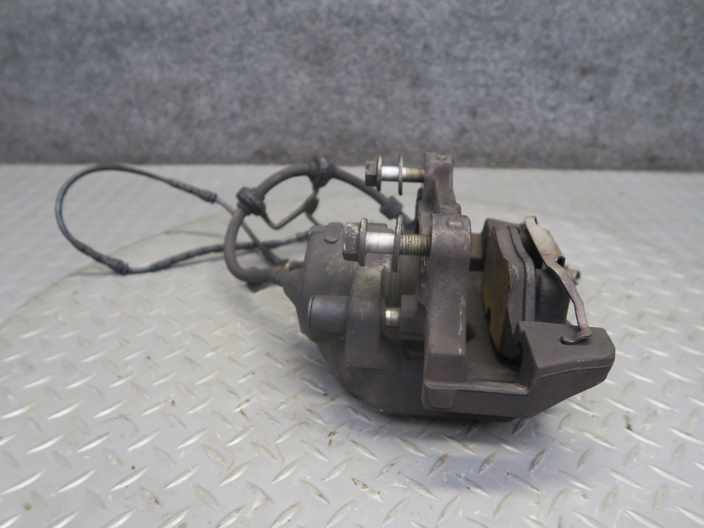 09-16 BMW E89 Z4 28i 30i 35i RWD Set of 2 Front Left Right Brake Caliper 84K OEM