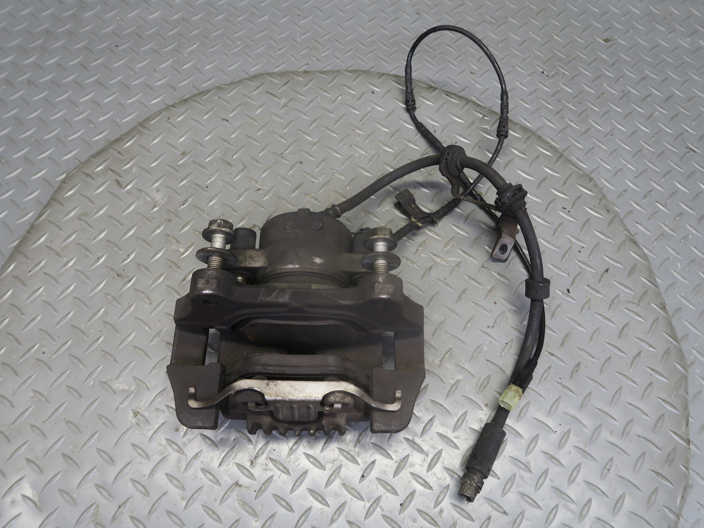 09-16 BMW E89 Z4 28i 30i 35i RWD Set of 2 Front Left Right Brake Caliper 84K OEM