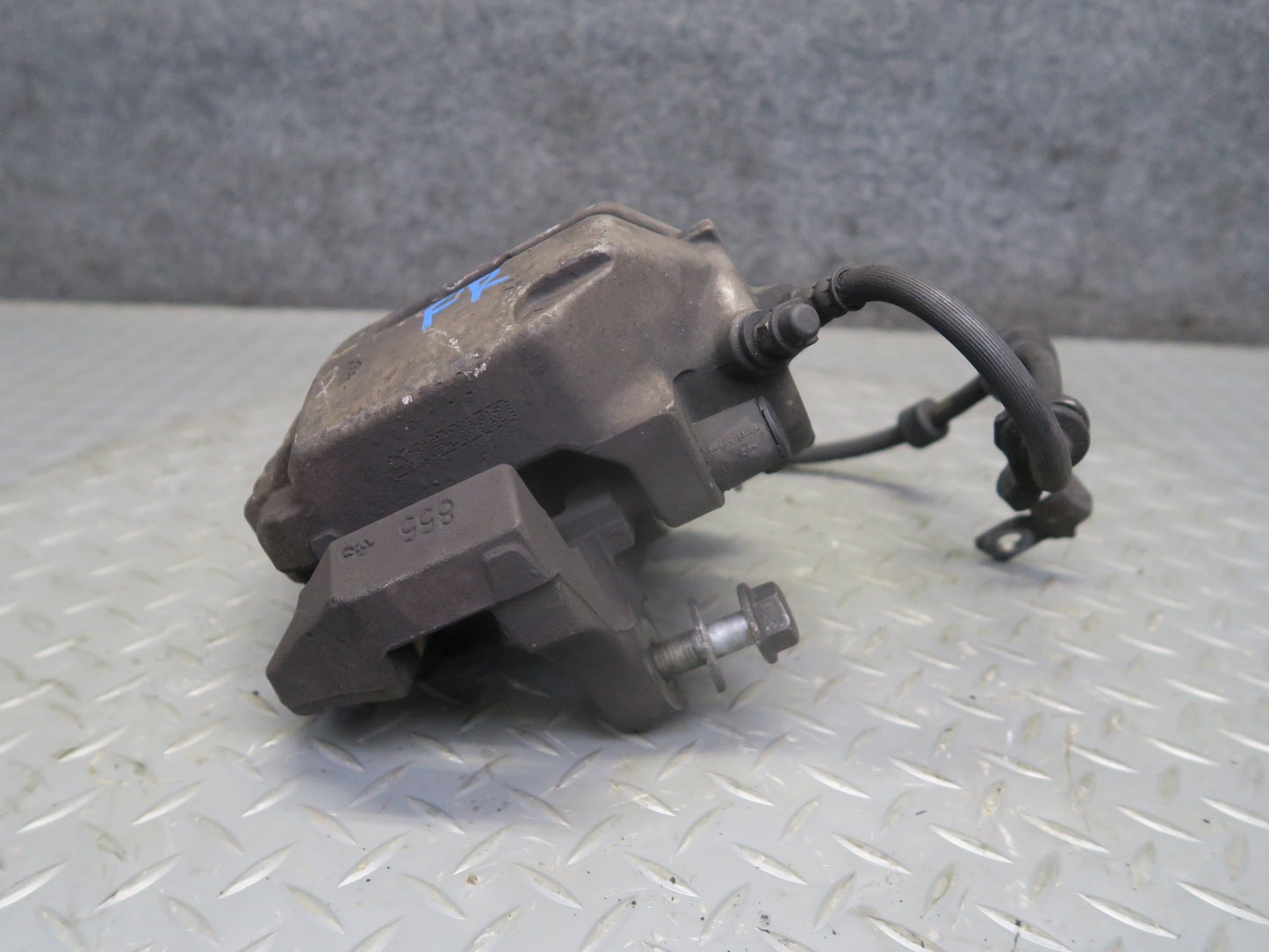 09-16 BMW E89 Z4 28i 30i 35i RWD Set of 2 Front Left Right Brake Caliper 84K OEM