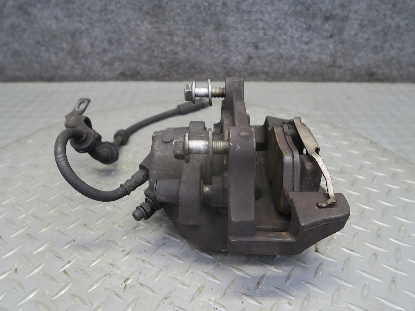 09-16 BMW E89 Z4 28i 30i 35i RWD Set of 2 Front Left Right Brake Caliper 84K OEM