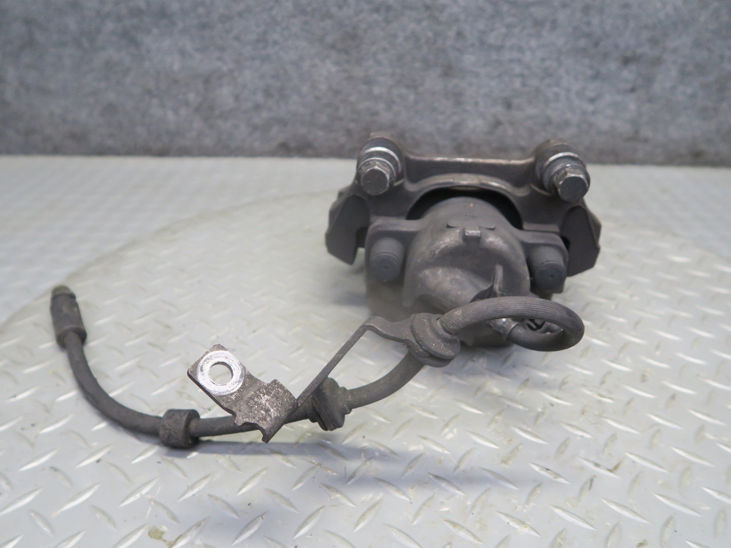 09-16 BMW E89 Z4 28i 30i 35i RWD Set of 2 Front Left Right Brake Caliper 84K OEM
