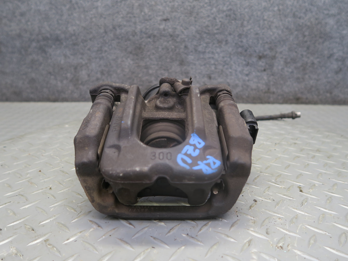 09-16 BMW E89 Z4 Set of 2 Rear Left & Right Brake Caliper 84K Miles OEM