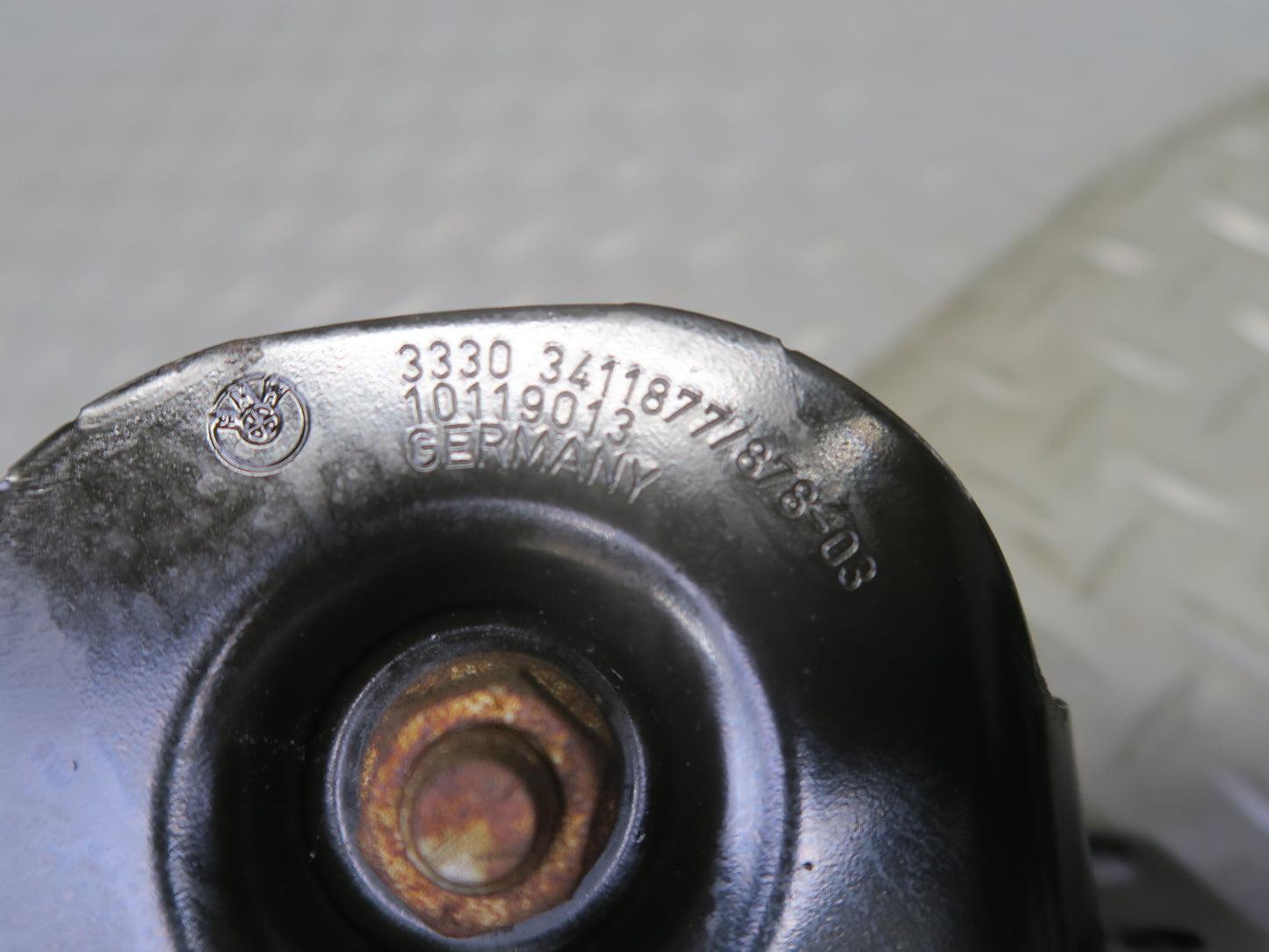 09-16 BMW E89 Z4 Rear Right Spindle Knuckle Wheel Hub Trailing Arm 84K Miles OEM