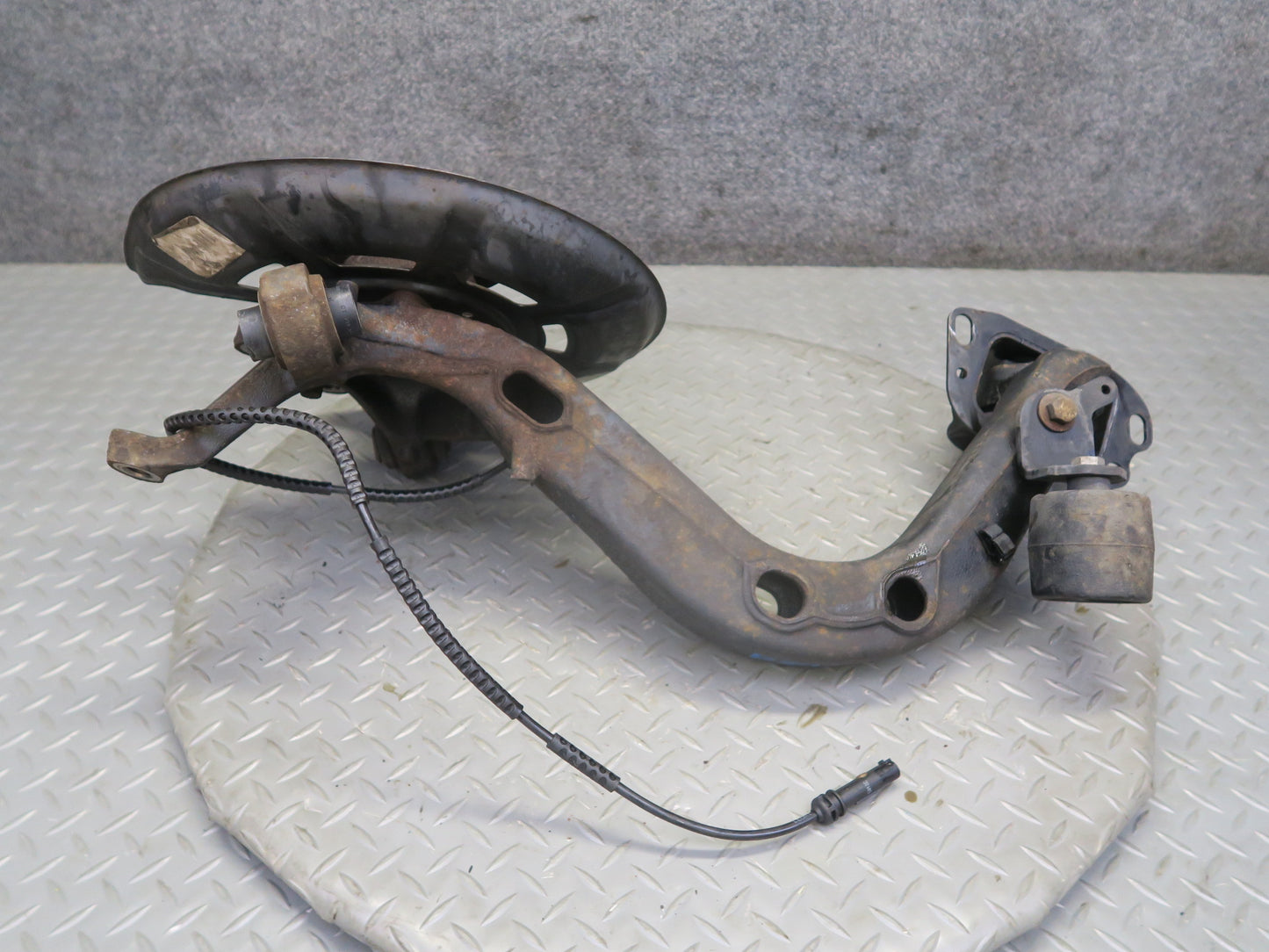 09-16 BMW E89 Z4 Rear Right Spindle Knuckle Wheel Hub Trailing Arm 84K Miles OEM