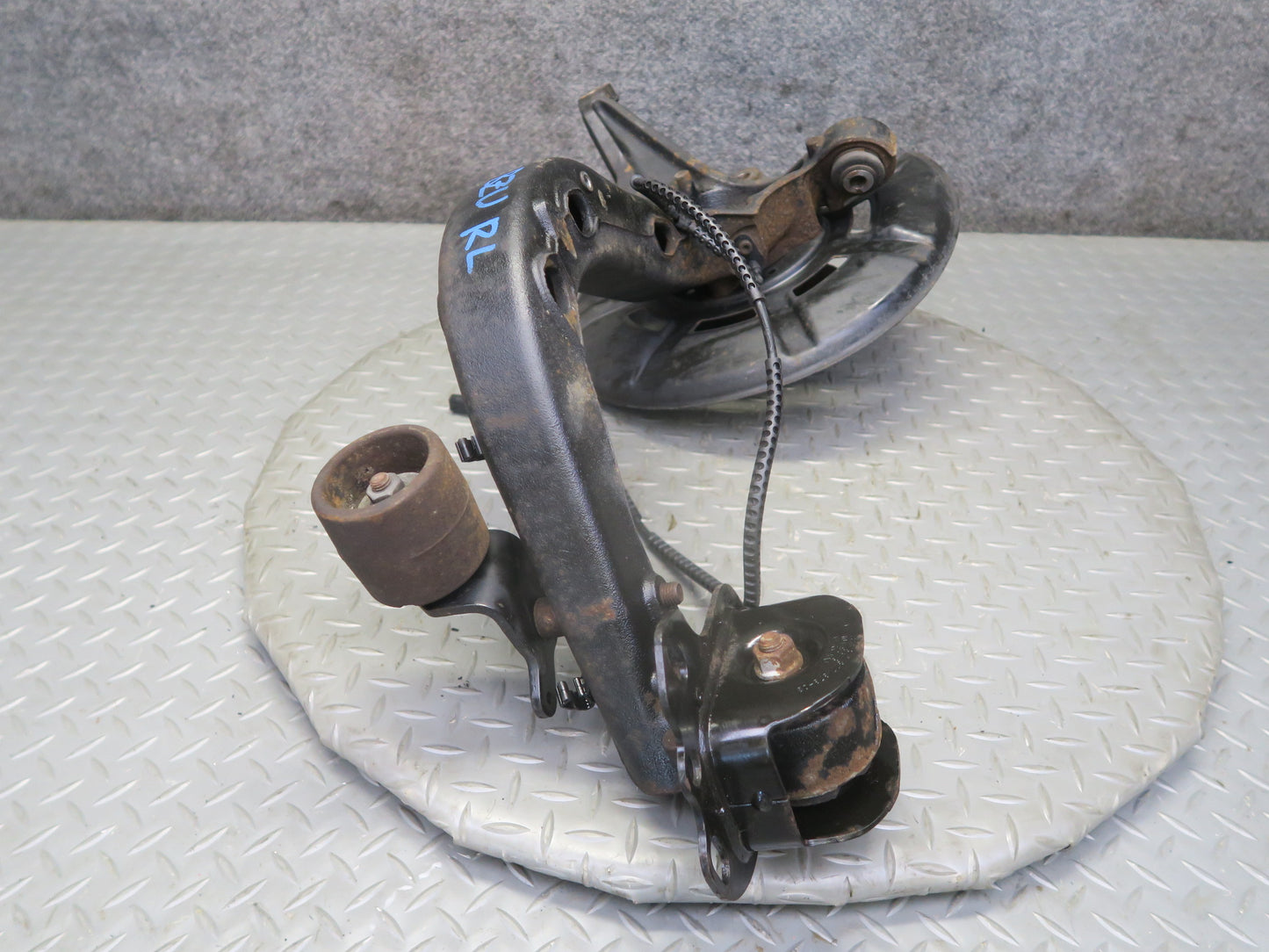 09-16 BMW E89 Z4 Rear Left Spindle Knuckle Wheel Hub Trailing Arm 84K Miles OEM