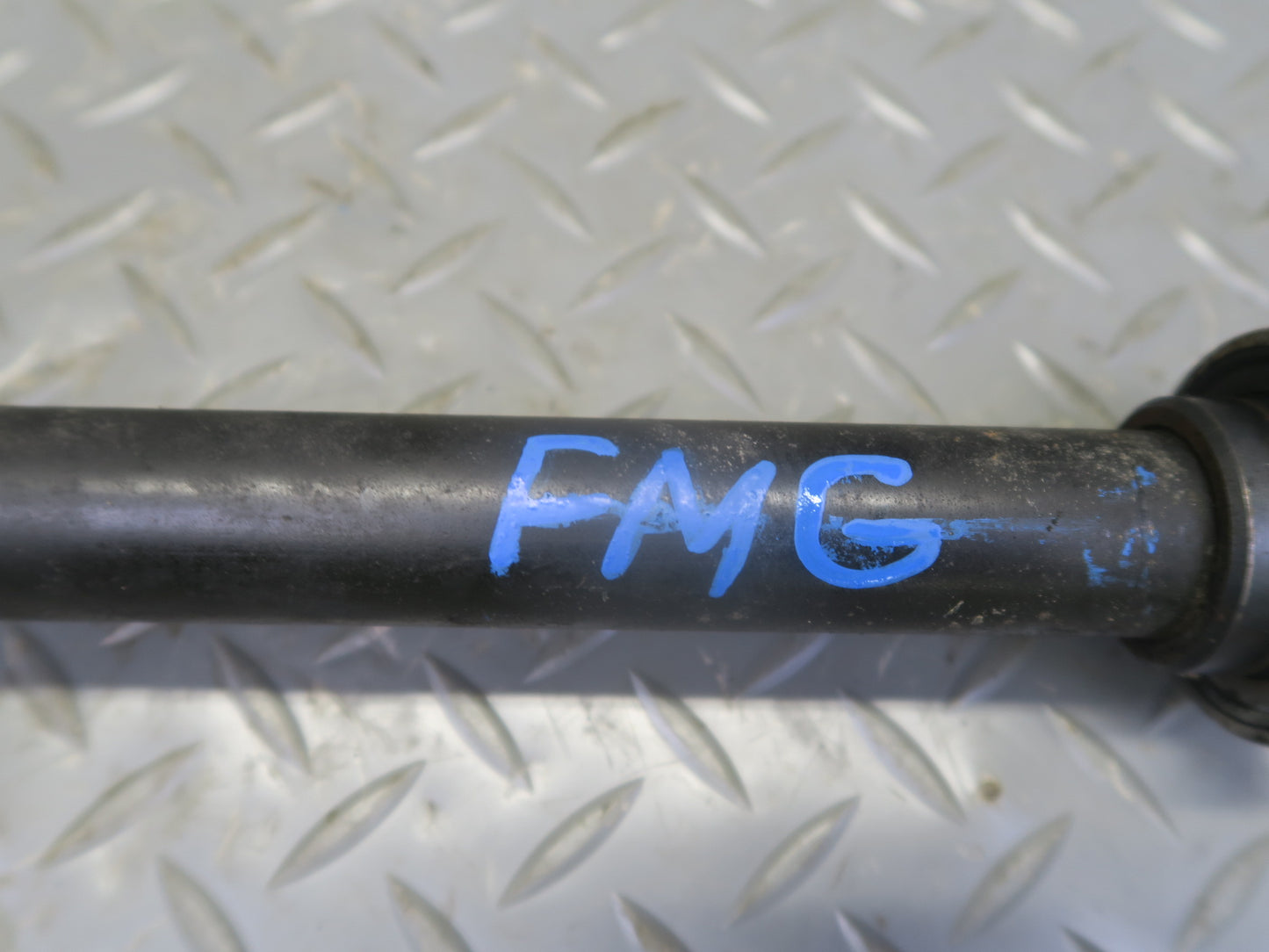 2002-2012 Mercedes W463 G500 Steering Column U Joint Shaft
