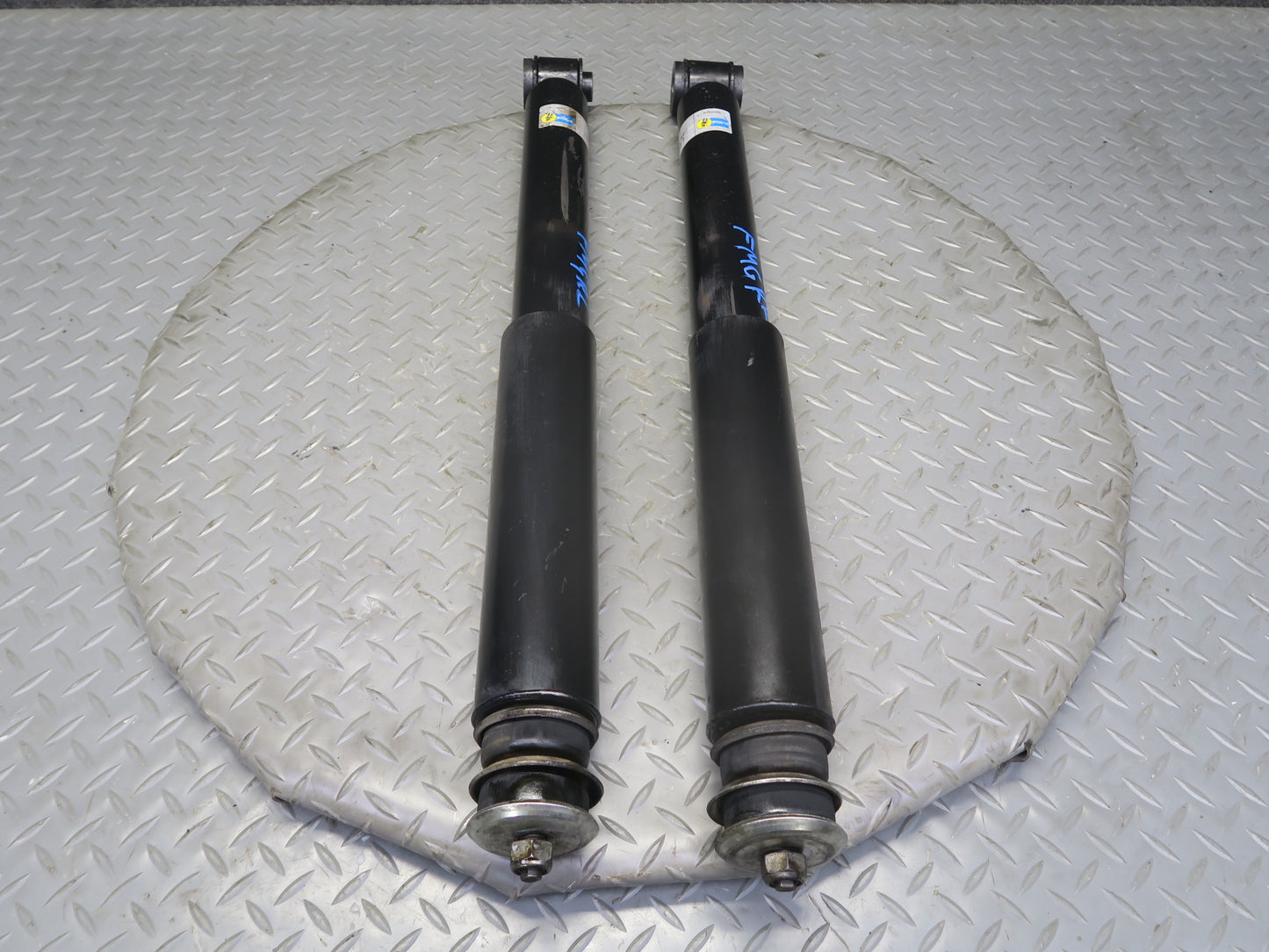 02-12 Mercedes W463 G500 Rear Left & Right Bilstein Strut Shock Absorber Set