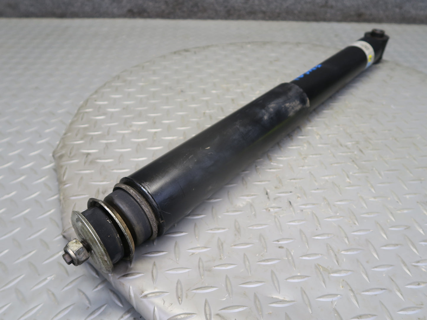 02-12 Mercedes W463 G500 Rear Left & Right Bilstein Strut Shock Absorber Set