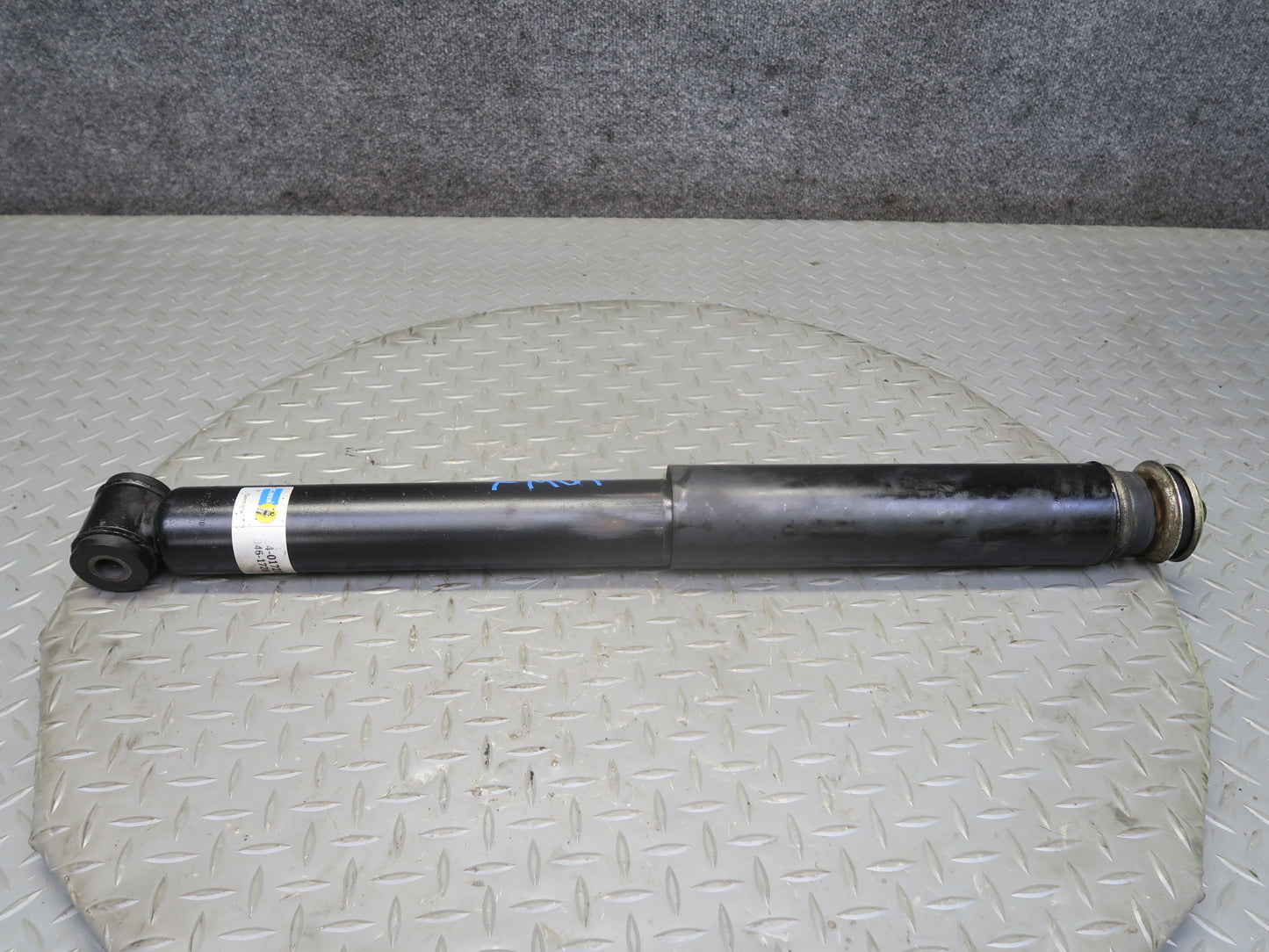 02-12 Mercedes W463 G500 Rear Left & Right Bilstein Strut Shock Absorber Set