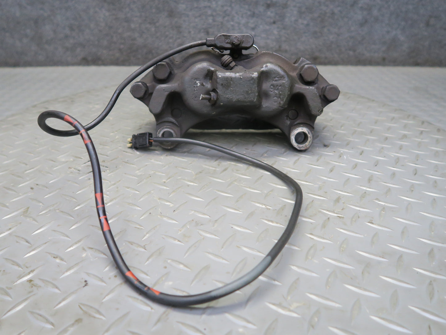 2002-2012 Mercedes W463 G500 Front Left & Right Brake Caliper Set of 2