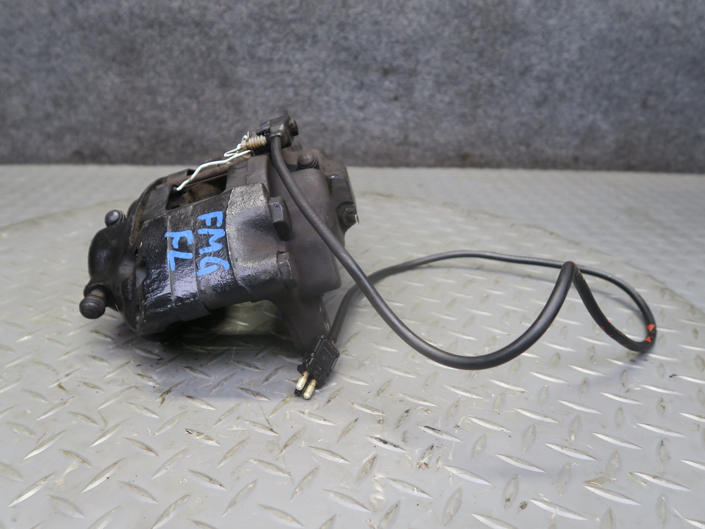 2002-2012 Mercedes W463 G500 Front Left & Right Brake Caliper Set of 2