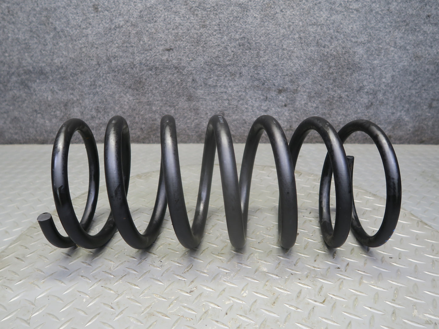 2002-2012 Mercedes W463 G500 4DOOR Rear Left  & Right  Coil Spring Set of 2