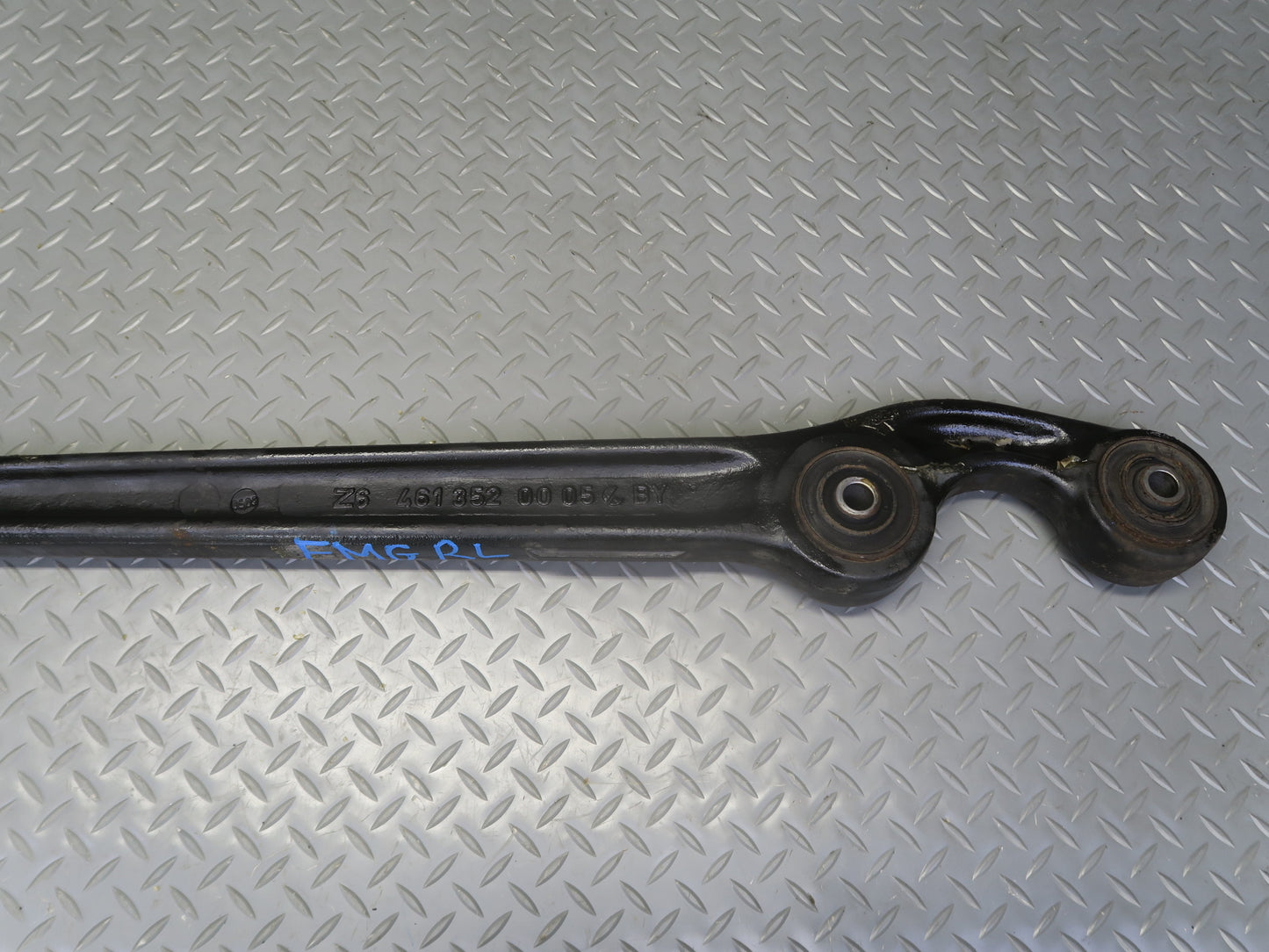 2002-2012 Mercedes W463 G500 Rear Left Lower Trailing Control  Arm 4613520005