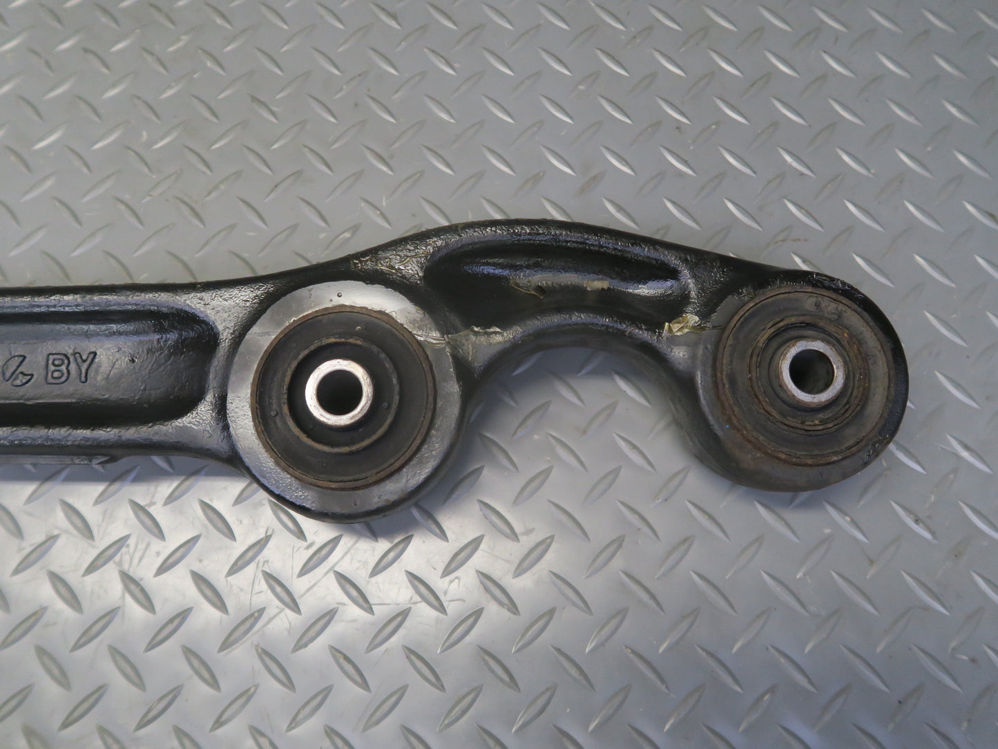 2002-2012 Mercedes W463 G500 Rear Left Lower Trailing Control  Arm 4613520005