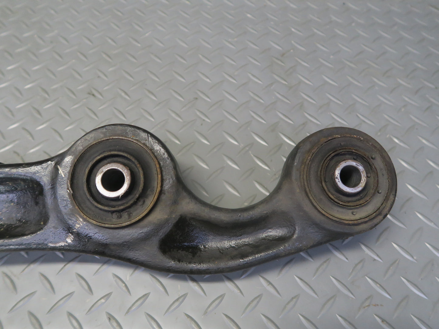 2002-2012 Mercedes W463 G500 Rear Left Lower Trailing Control  Arm 4613520005