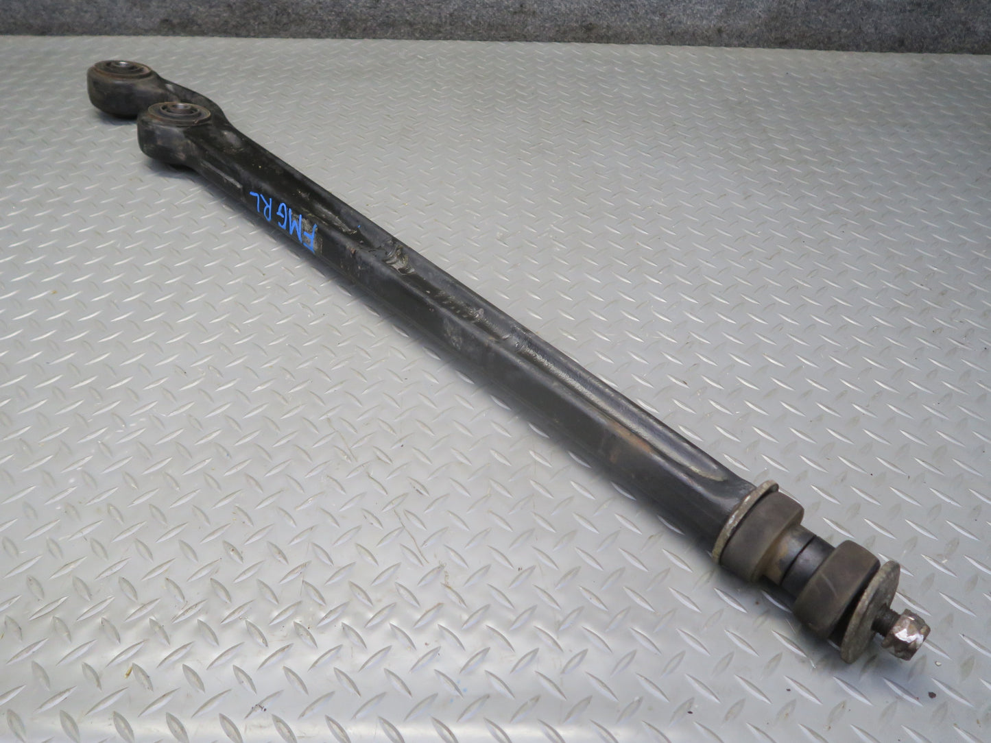 2002-2012 Mercedes W463 G500 Rear Left Lower Trailing Control  Arm 4613520005