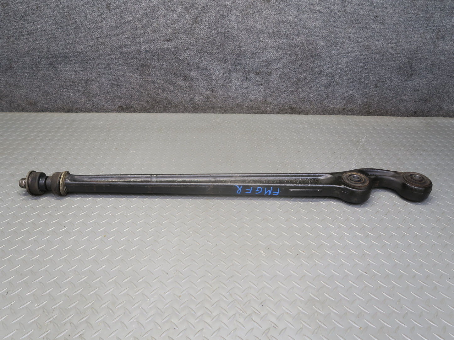 2002-2012 Mercedes W463 G500 Rear Right Lower Trailing Control  Arm 4613520005