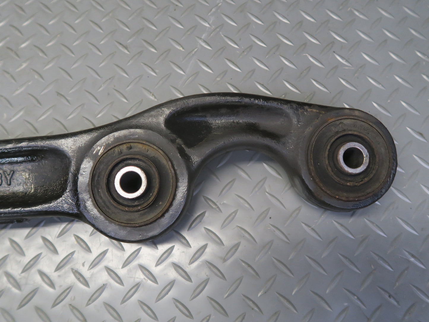 2002-2012 Mercedes W463 G500 Rear Right Lower Trailing Control  Arm 4613520005