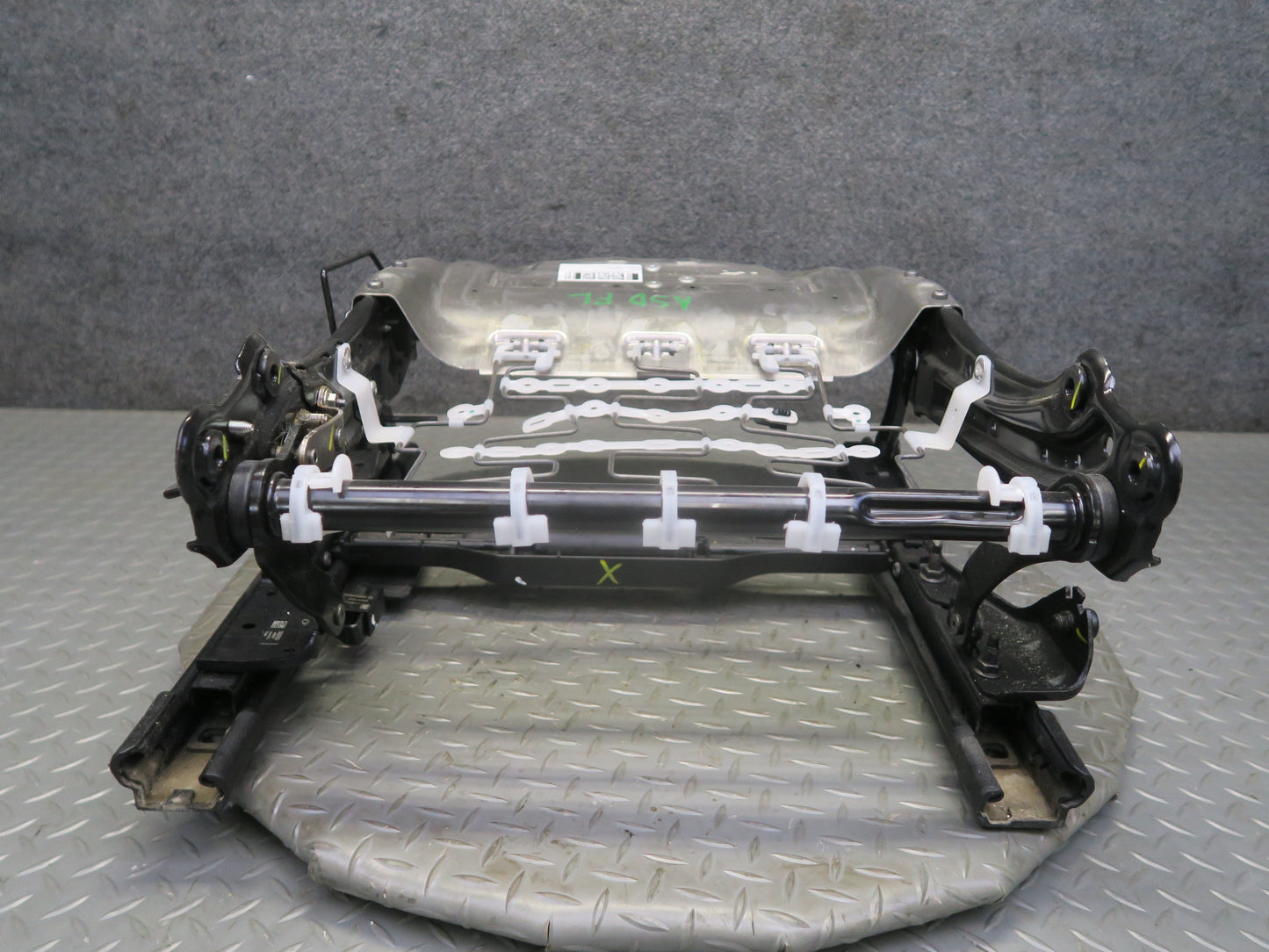 2017-2023 Alfa Romeo Stelvio Front Left Driver Side Seat Frame Track