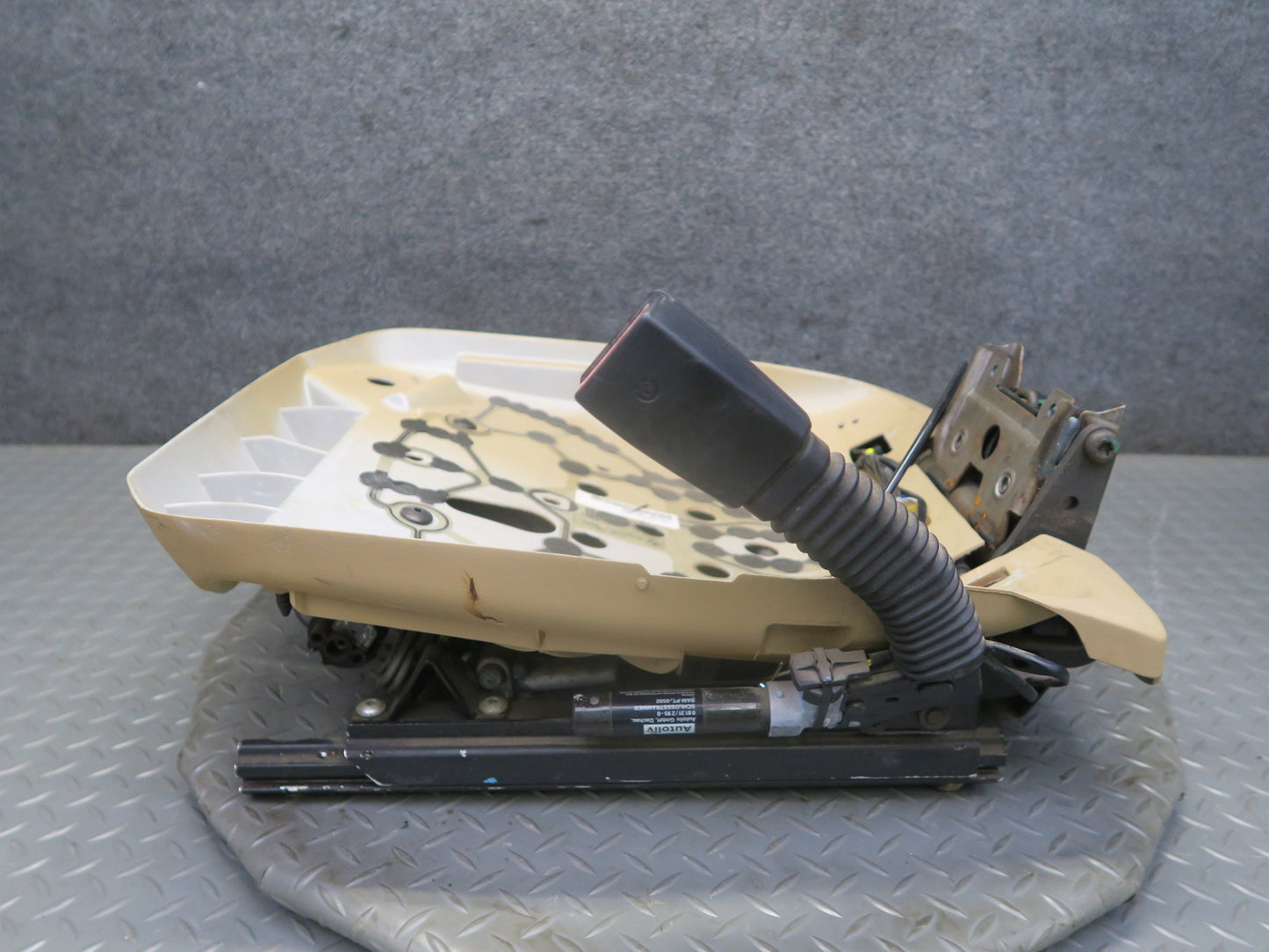96-98 BMW E36 328i Convertible Front Right Seat Lower Frame Track Rail Motor OEM