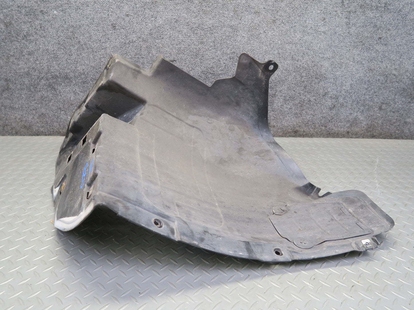 09-16 BMW E89 Z4 28i 35i Front Right Fender Liner Splash Shield 7191030 OEM