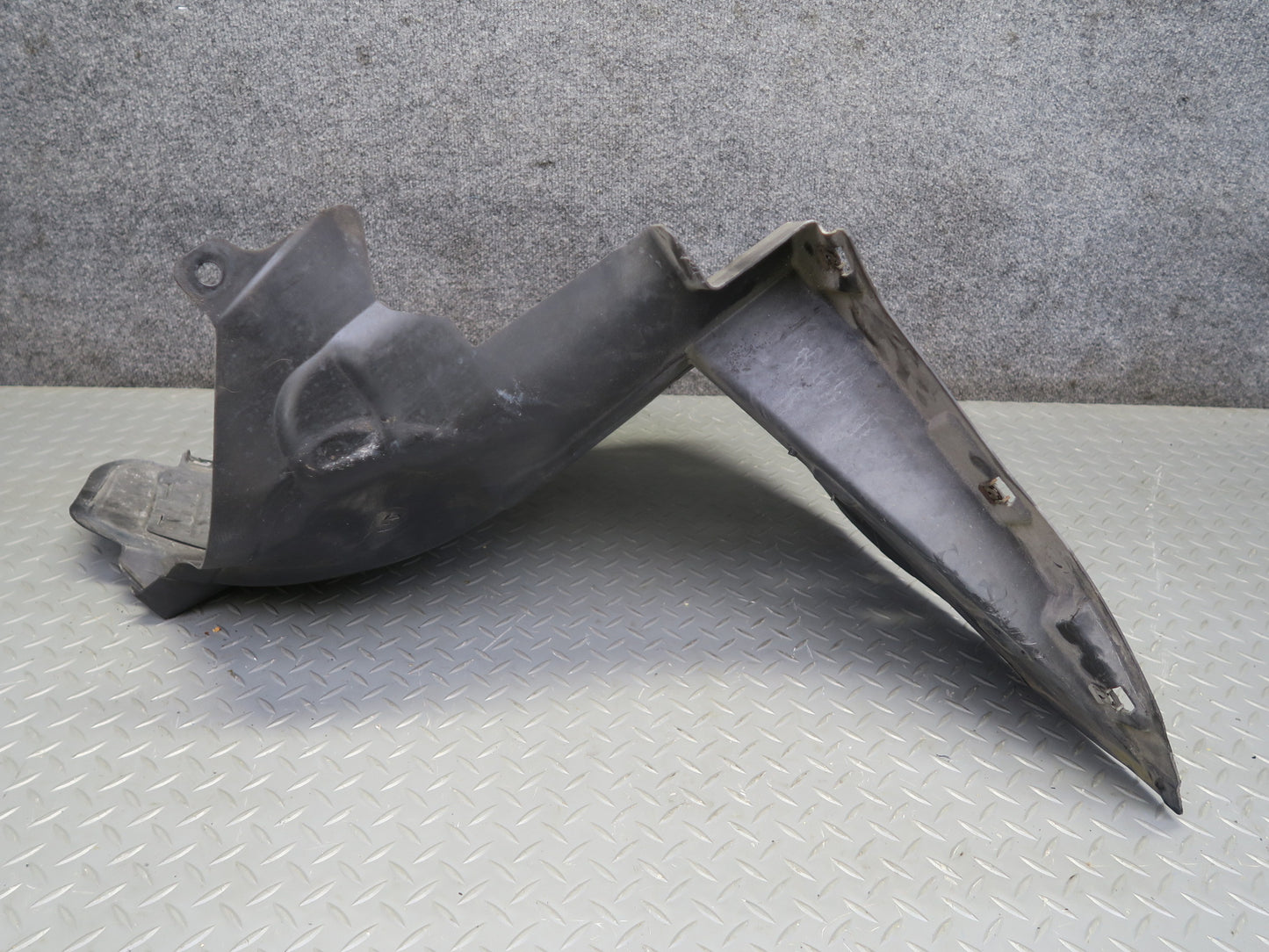 09-16 BMW E89 Z4 28i 35i Front Right Fender Liner Splash Shield 7191030 OEM