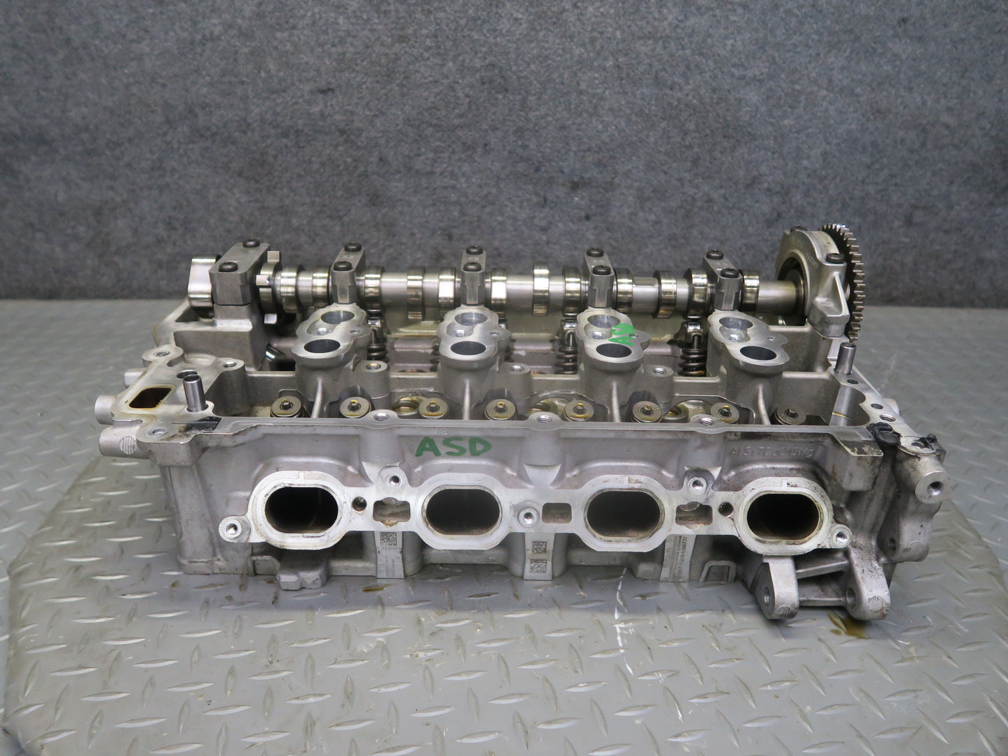 2017-2020 Alfa Romeo Stelvio 2.0L AWD Engine Motor Cylinder Head Assembly 88K