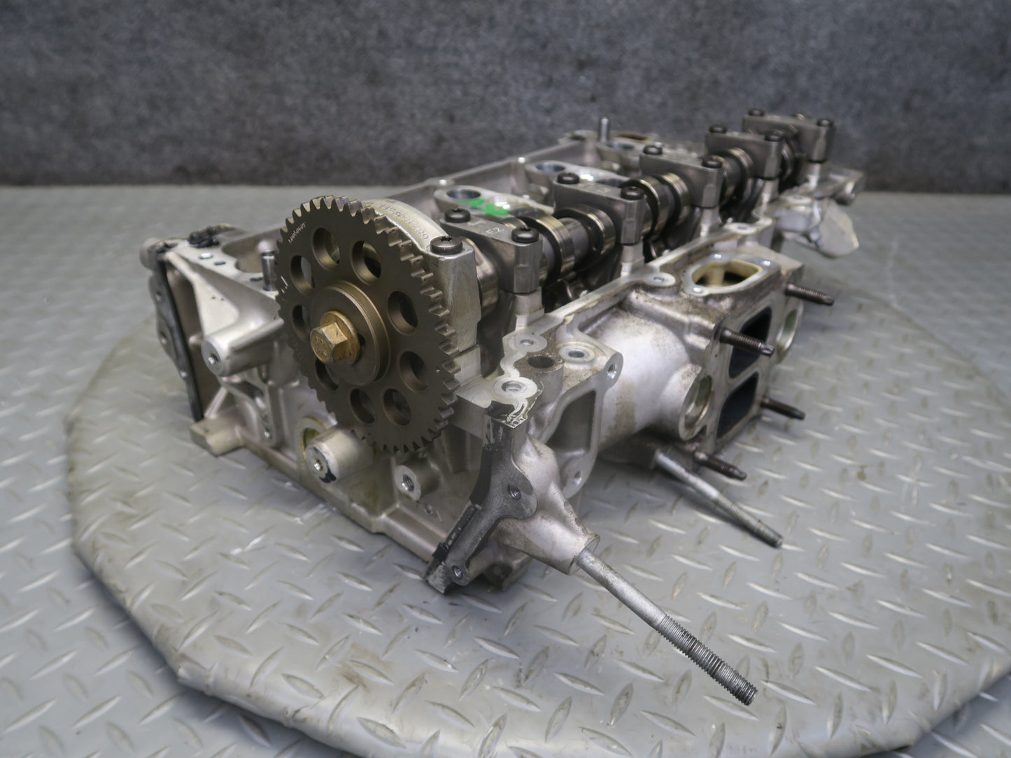 2017-2020 Alfa Romeo Stelvio 2.0L AWD Engine Motor Cylinder Head Assembly 88K