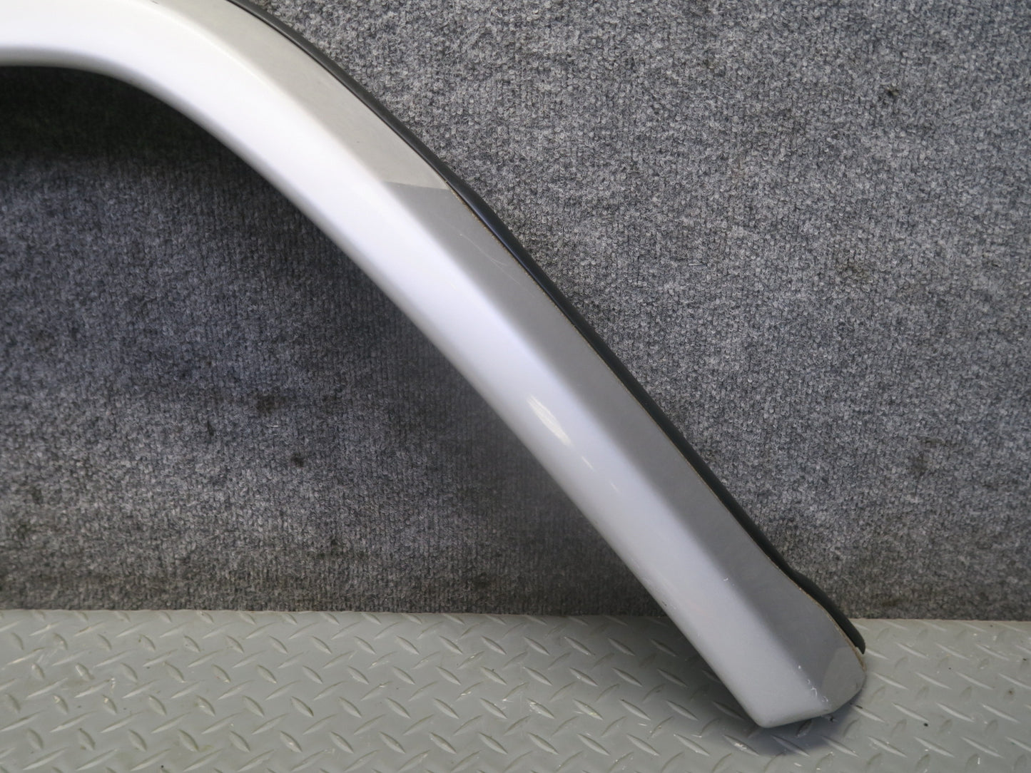 2002-2005 Mercedes W463 G500 Rear Right Wheel Fender Flare Trim Molding